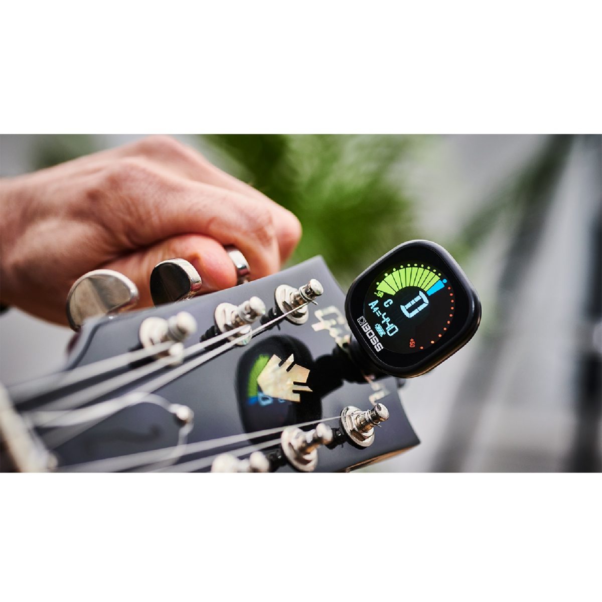 Boss - TU-05 - Clip-On Tuner Clip-on