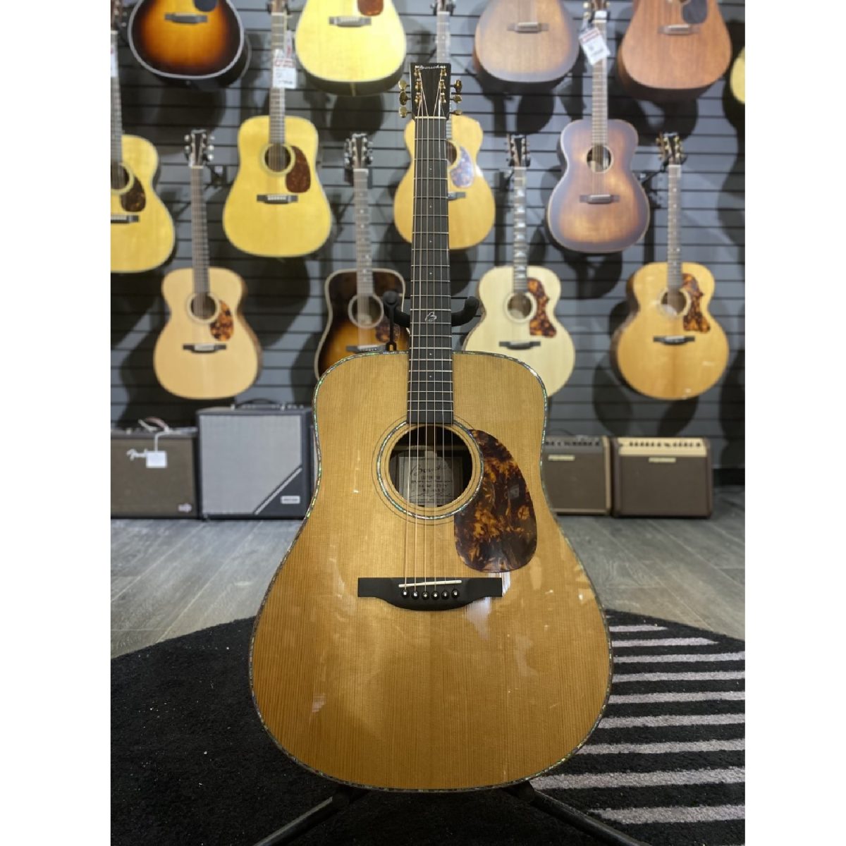 Boucher - CS-SG-252-PV - Custom Studio Goose Dreadnought
