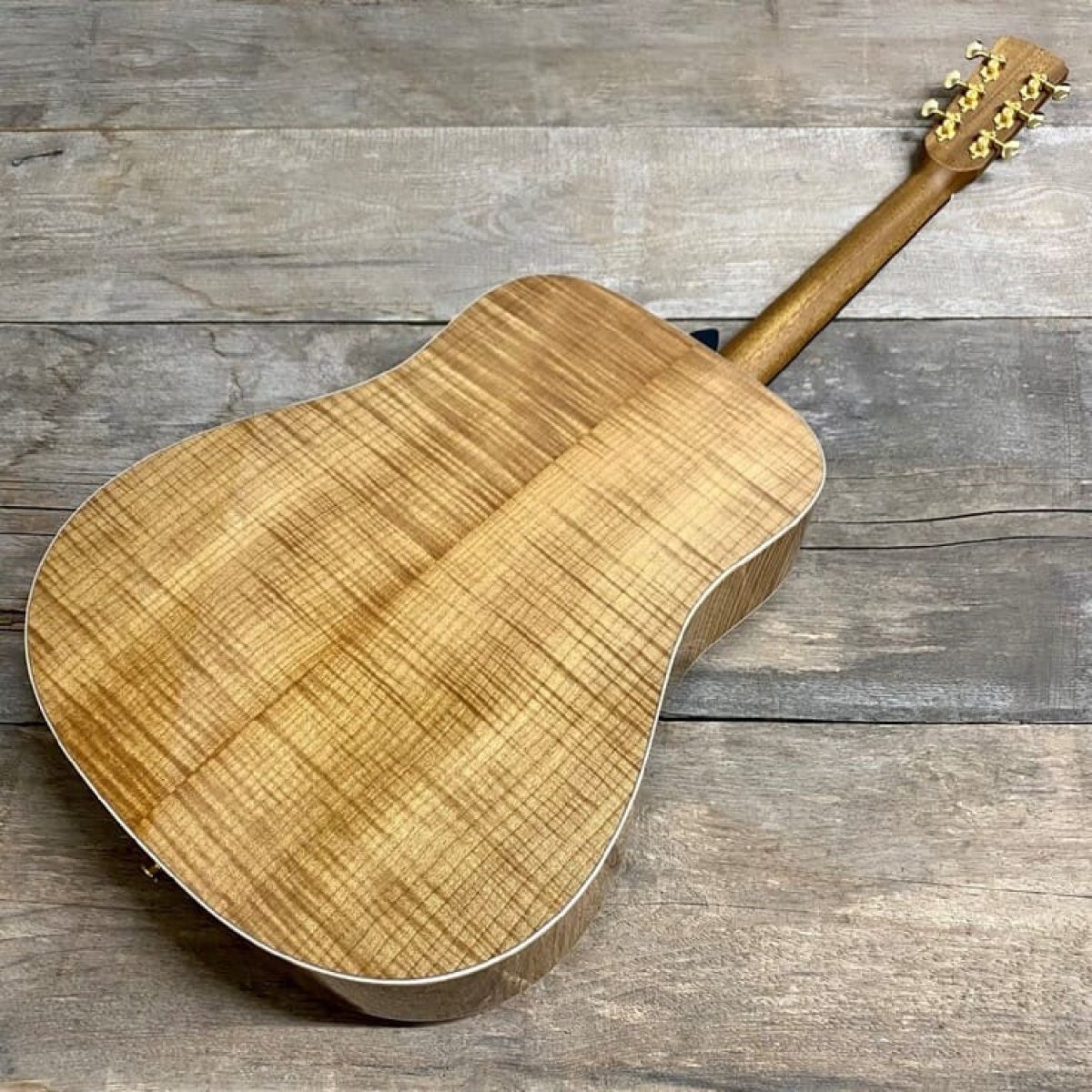 Boucher - GR-SG-162-T Grand Reserve Torrified Flamed Maple Dreadnought Back
