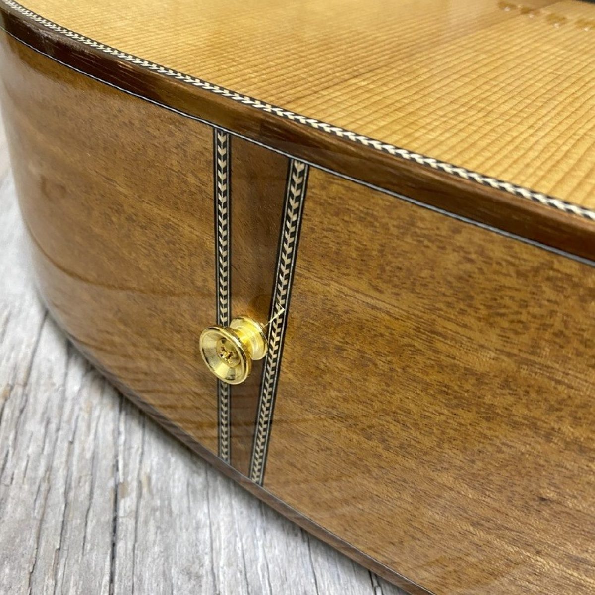 Boucher - SG-41-MV - OM Hybrid - Brazilian Mahogany Pin
