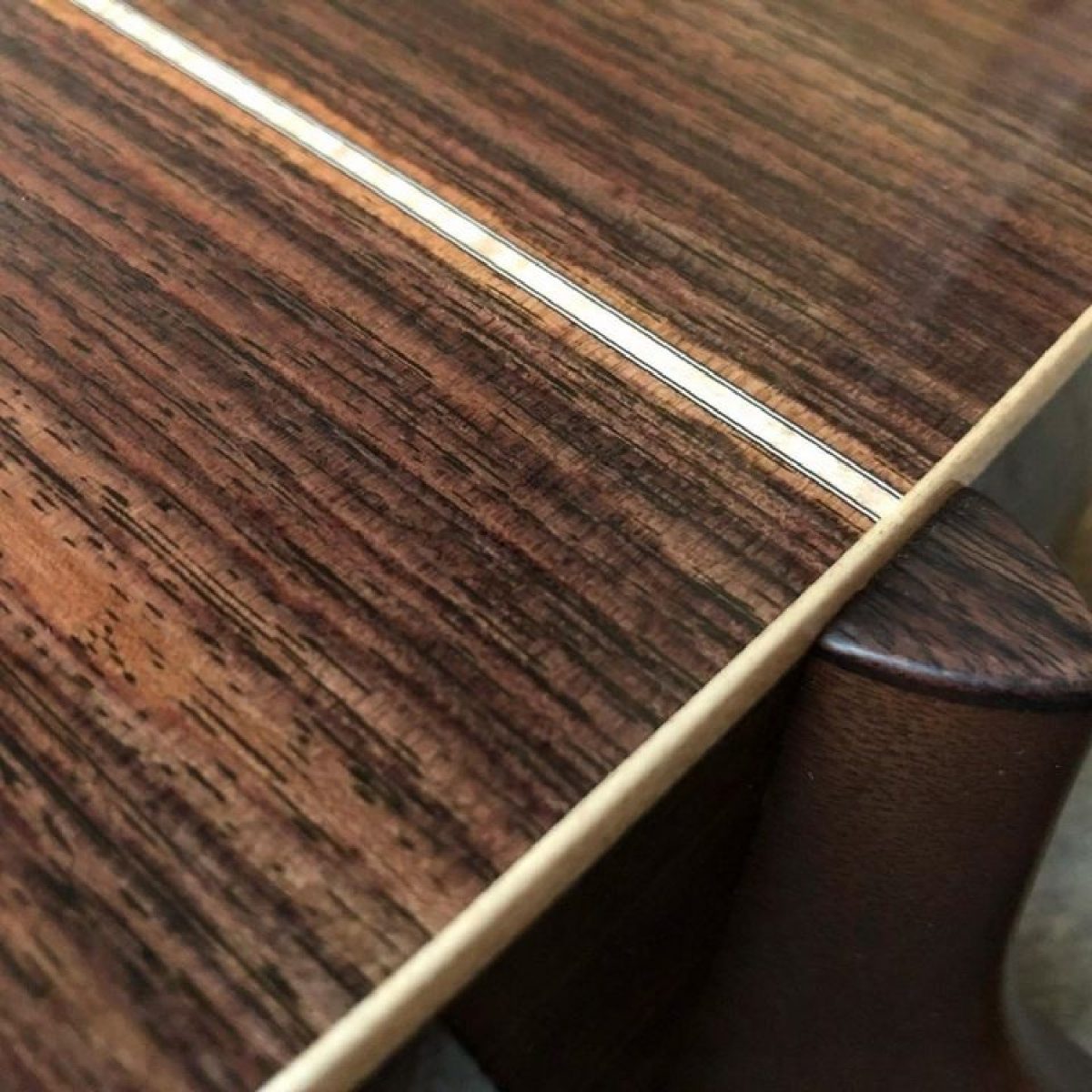 Boucher - SG-52 BV - Dreadnought - East Indian Rosewood Back
