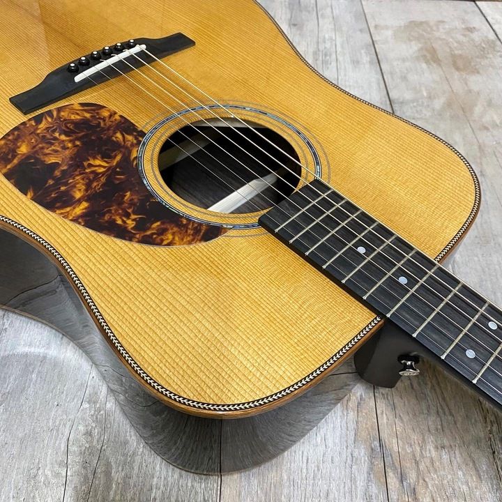 Boucher - SG52MV Studio Goose East Indian Rosewood body down