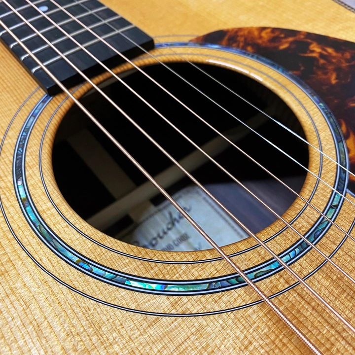 Boucher - SG52MV Studio Goose East Indian Rosewood sound hole