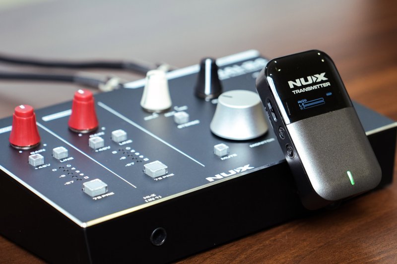 NUX - 5.8GHz Stereo Wireless In-ear Monitor System #C-7
