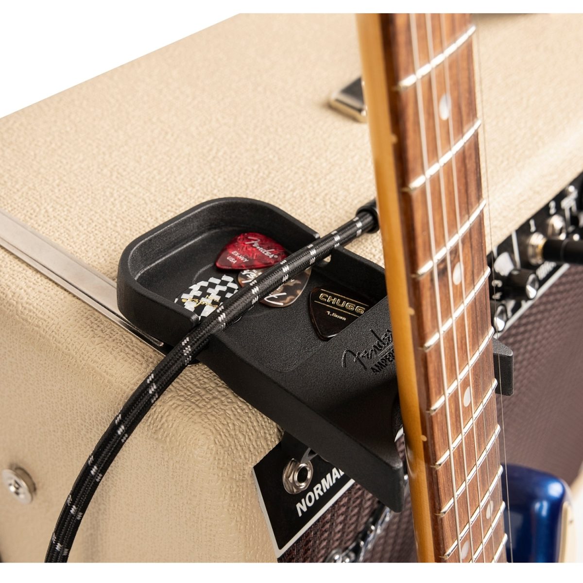 Fender - Amperstand™ Guitar Cradle - 0990529000 With Picks and Cable