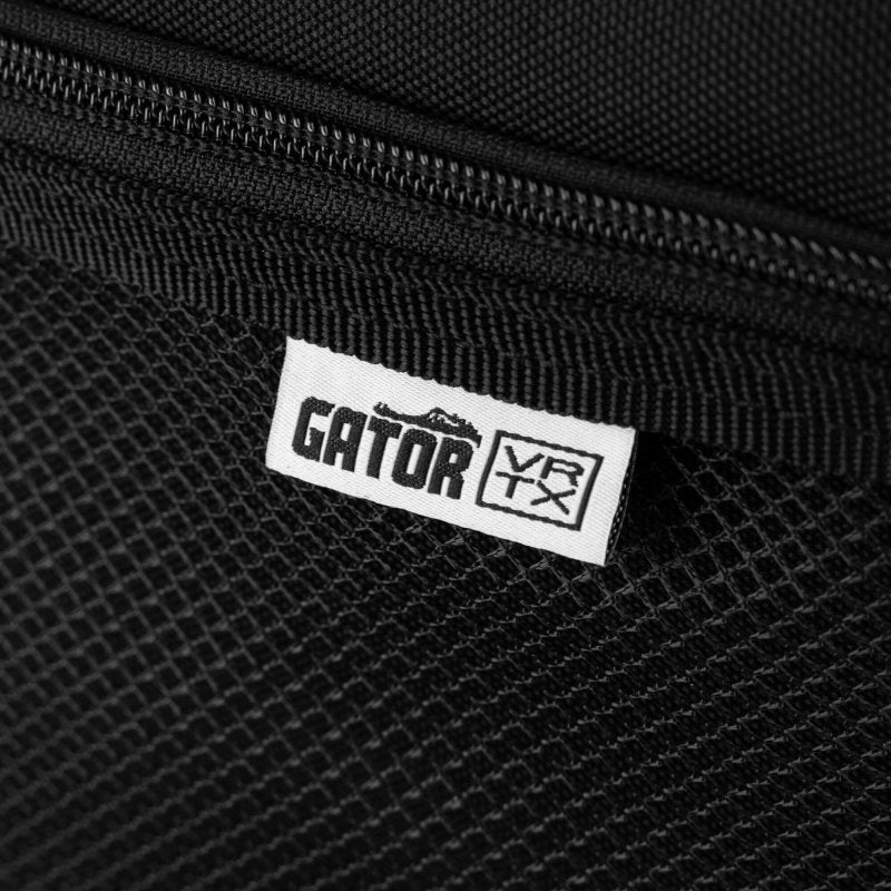 Gator - Vertex Tour Compact 27" x 13" Pedalboard with Bag #GV-TC2713-GB