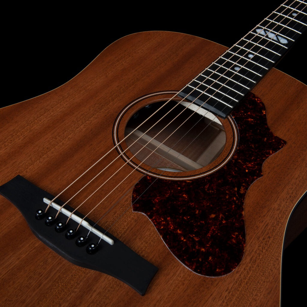 Godin - Metropolis Composer LR Baggs Element #050147