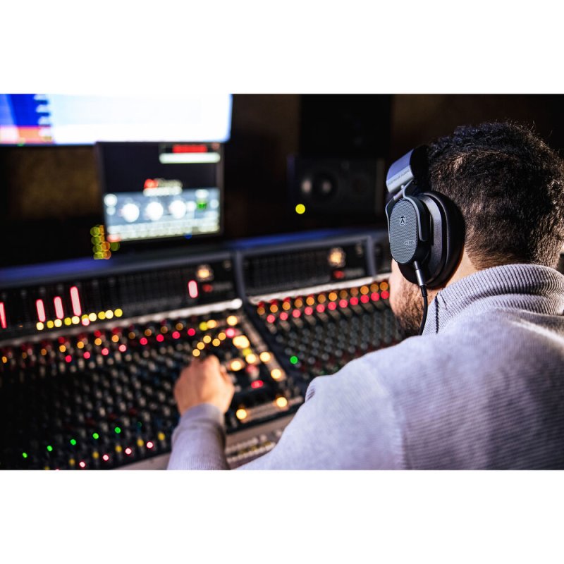 Austrian Audio - Open-Back Reference-Grade Headphones, Black #HIX65
