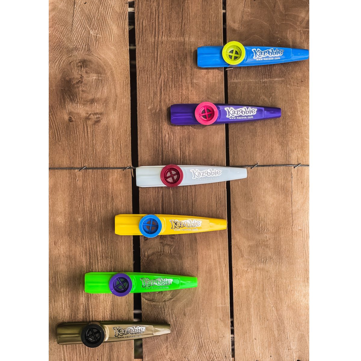 Kazoobie Kazoos – Plastic Kazoo with Logo #SKAZ-P1