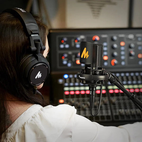 Maono - AU-PM500T Studio-Quality XLR Microphone Kit