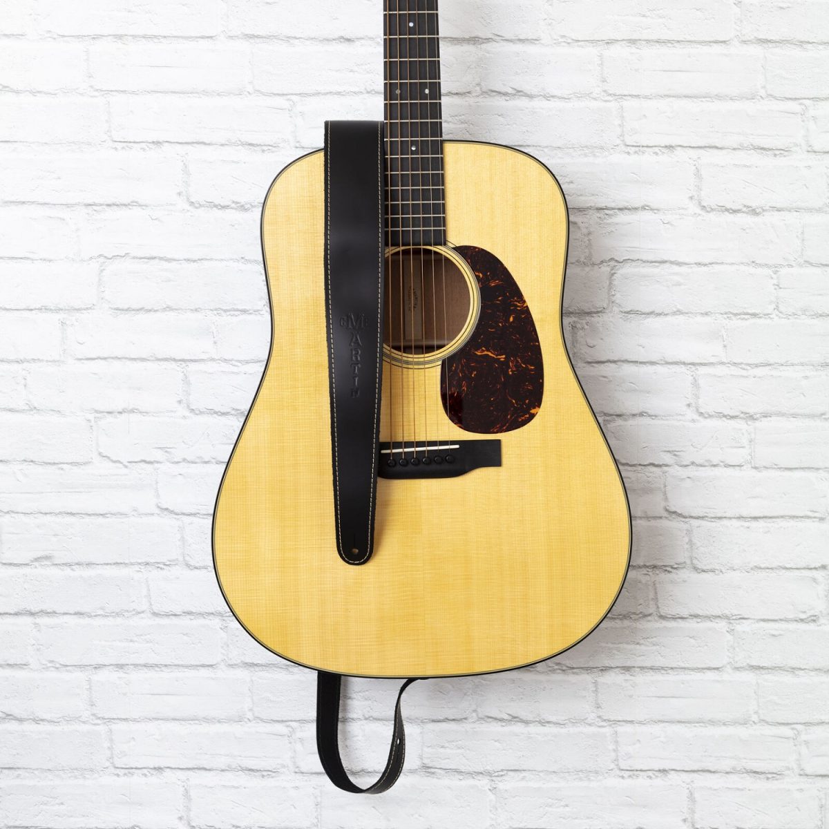 Martin - Black Slim Style Strap Show2