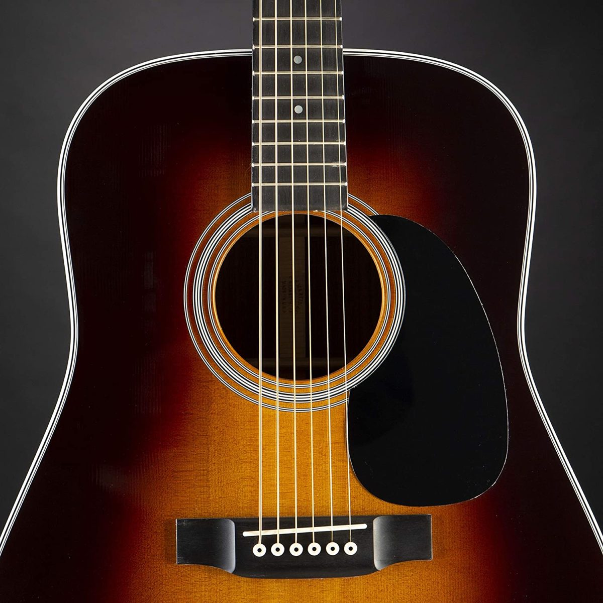 Martin D28 - Standard series - Sunburst 1935-front2