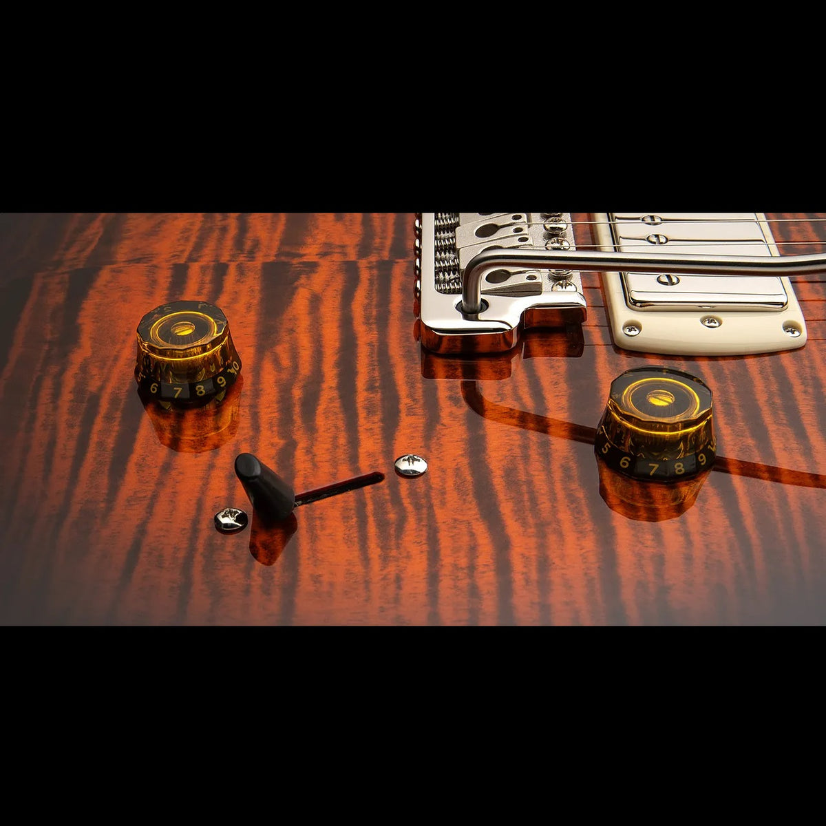 PRS Guitars - SE Studio Orange Tiger Smokeburst