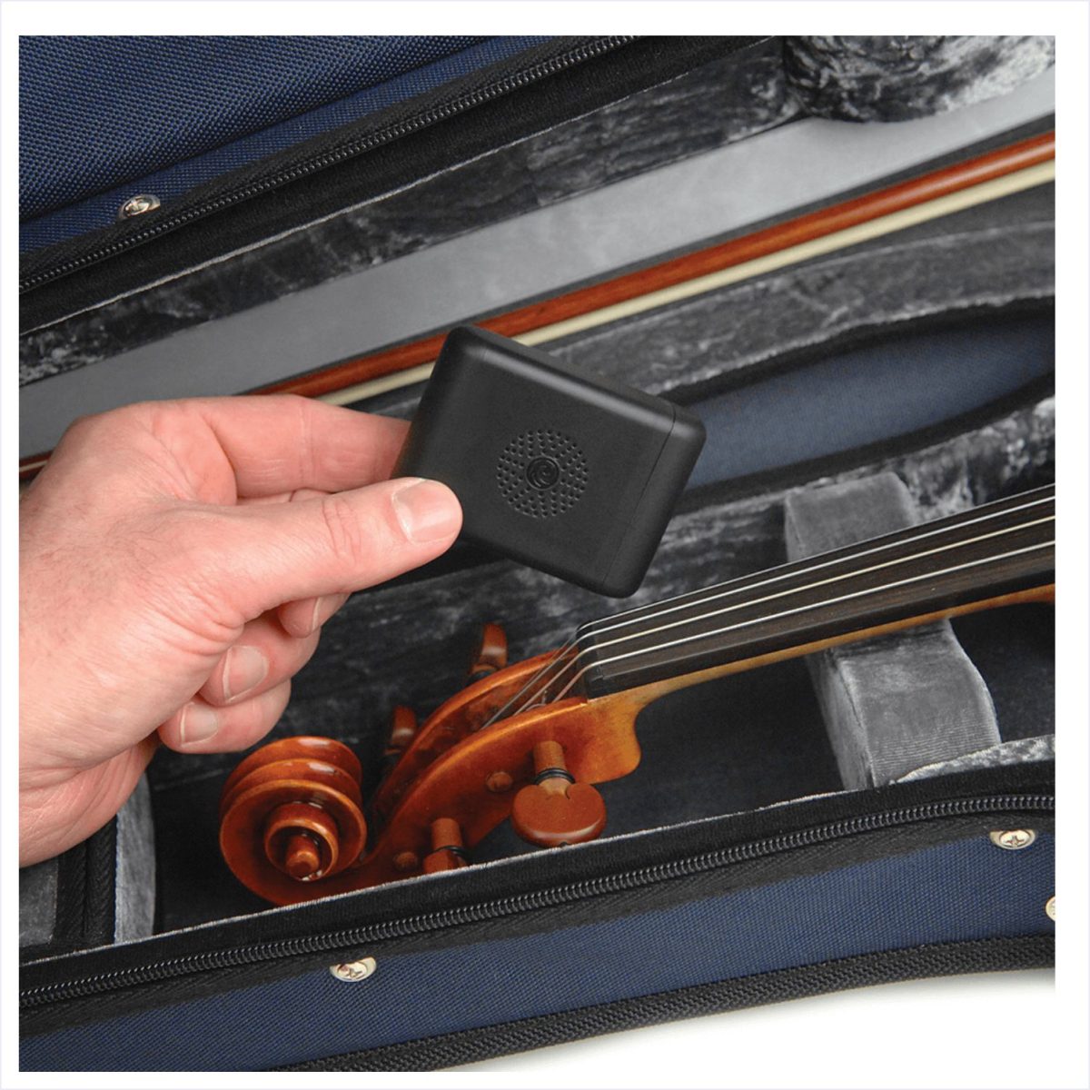 Planet Waves - Small Instrument Humidifier (1)