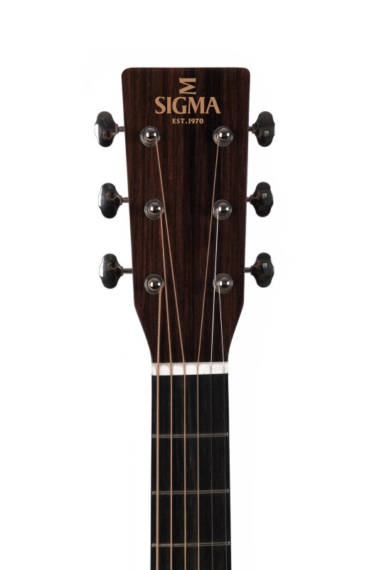 Sigma - Standard All Solid Series Acoustic Guitar, Polished Gloss with Aging Toner #S000M-18