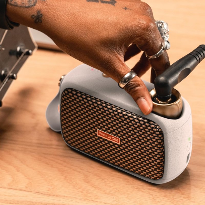 Positive Grid - Ultra-portable Smart Guitar Amp and Bluetooth Speaker, Pearl #SPARK-GO-PRL