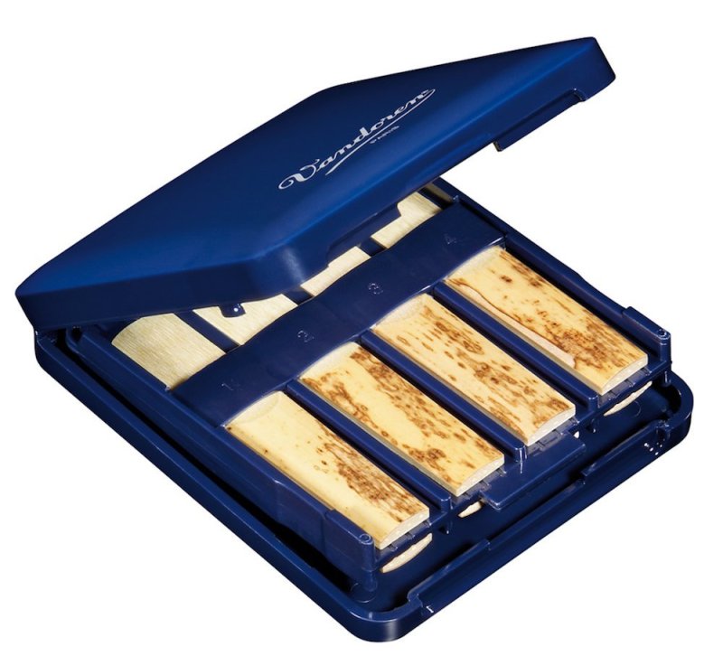 Vandoren - Bb/Eb Clarinet/Soprano saxophone Reed Case for 8 Reeds #VRC810