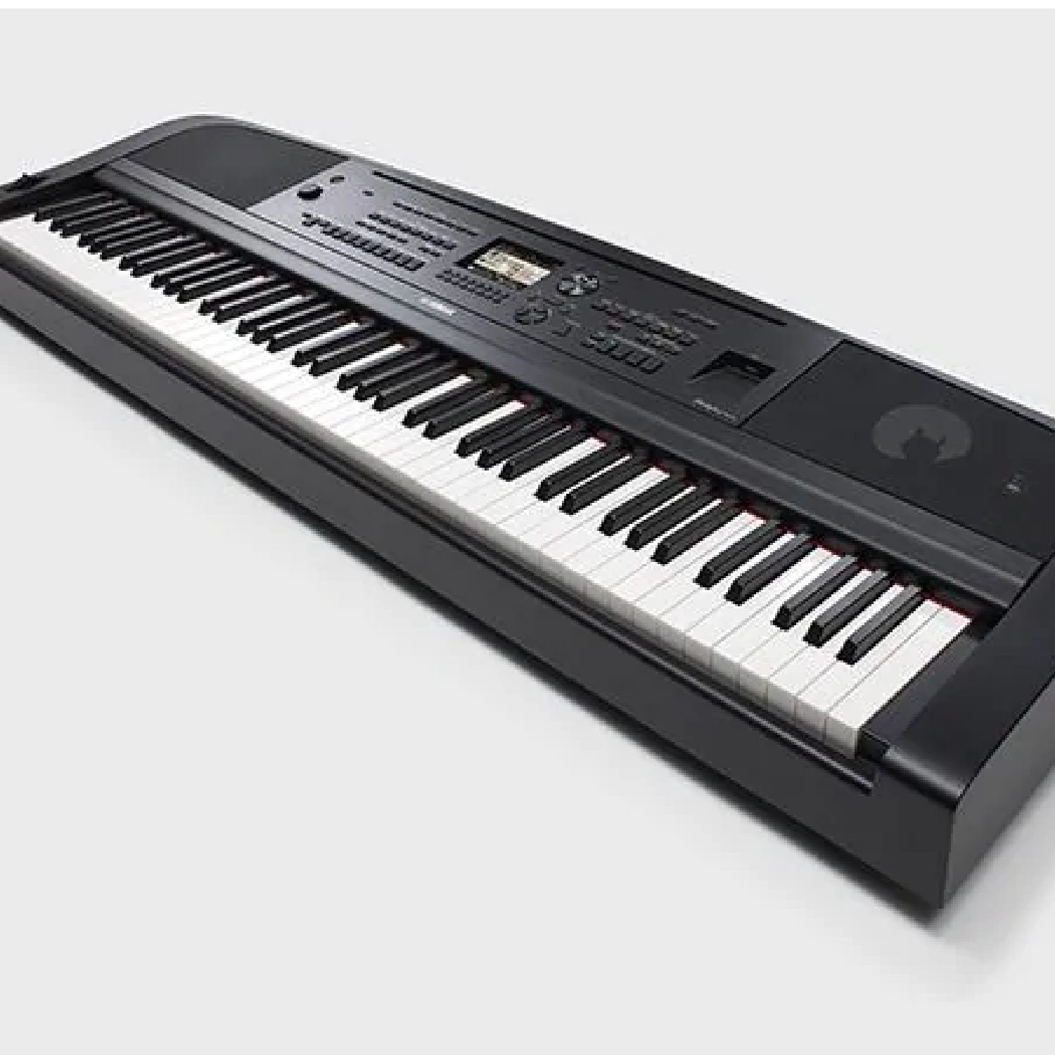 Yamaha DGX670B angle