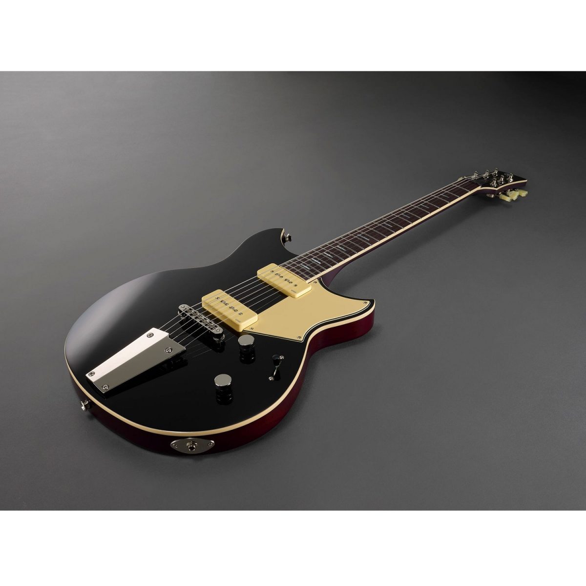Yamaha - RSS02T Revstar II Standard Series P90 - Black Laying