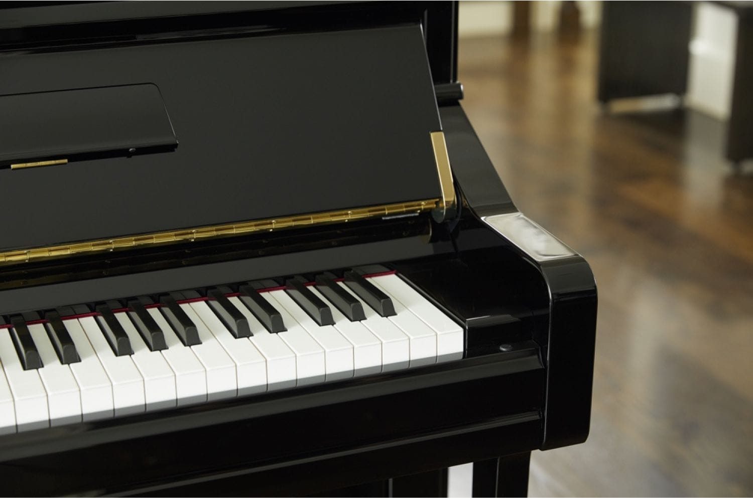 Yamaha U1PE slow close fallboard