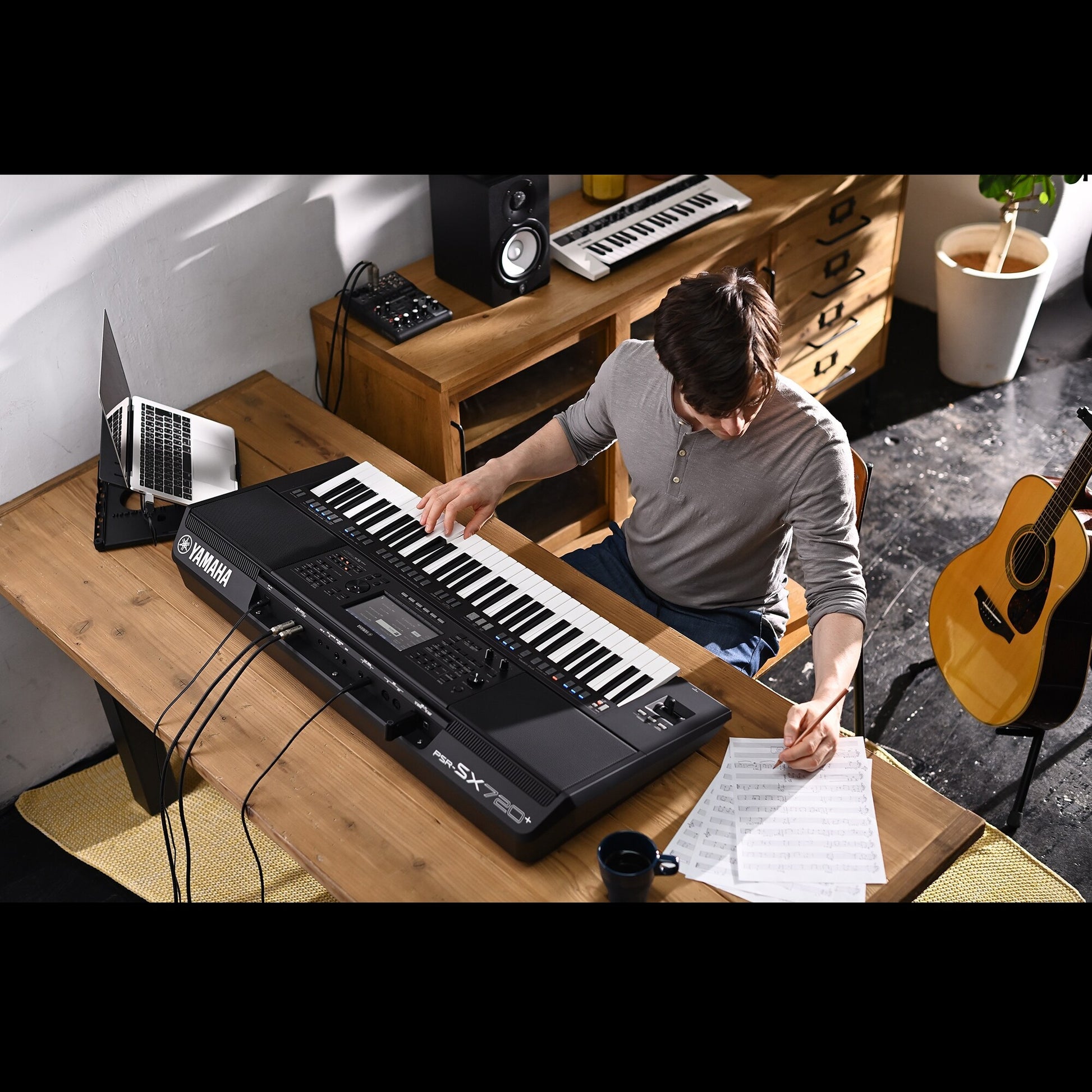 Yamaha - PSR-SX720+ Arranger Workstation
