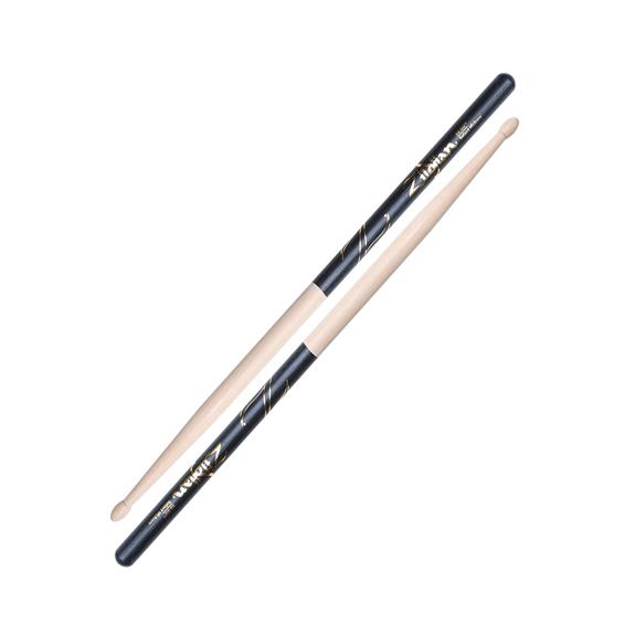 Zildjian - 5B Wood Tip Hickory Drumsticks with Black DIP #Z5BD